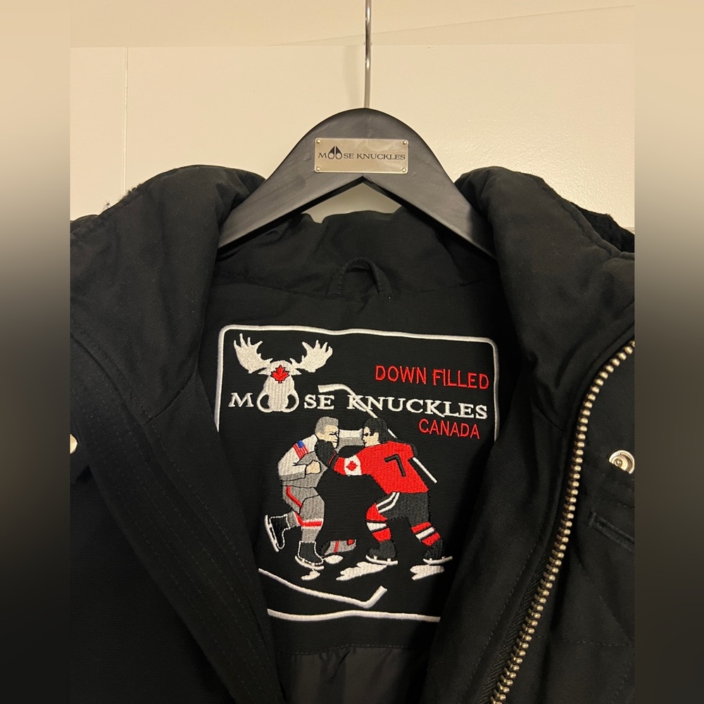 Moose Knuckles Black Down Filled Jacket Size M Wi… - image 4